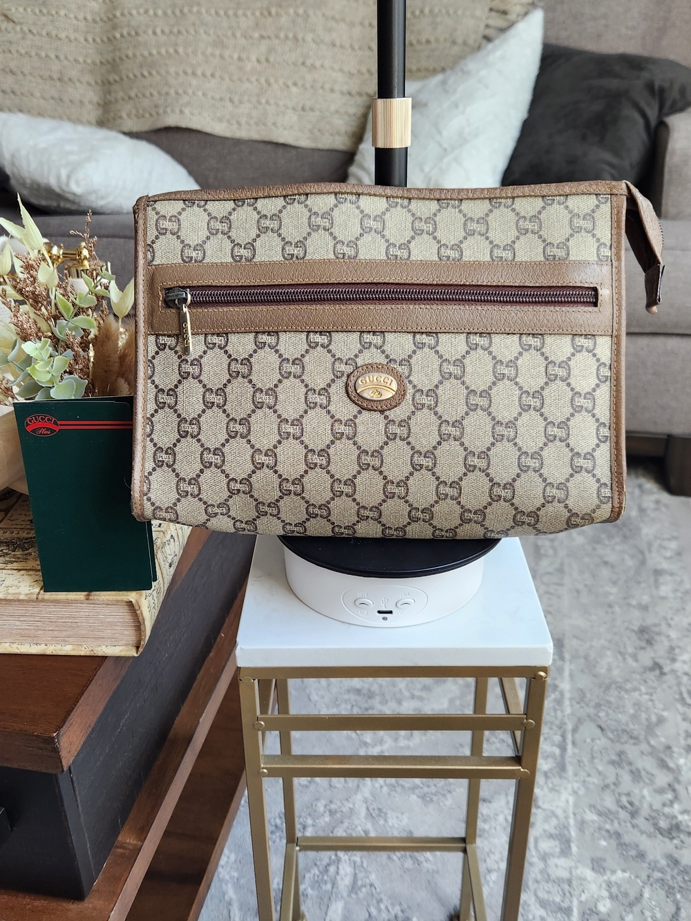 Gucci GG Plus Clutch Bag Second Bag Beige PVC Leather Made in Italy With COA